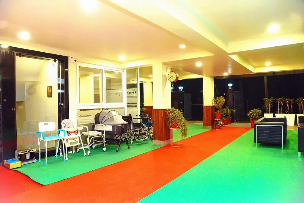 Apartmán Spacious Executive Suite With Bathtub & Balcony Gurgáon